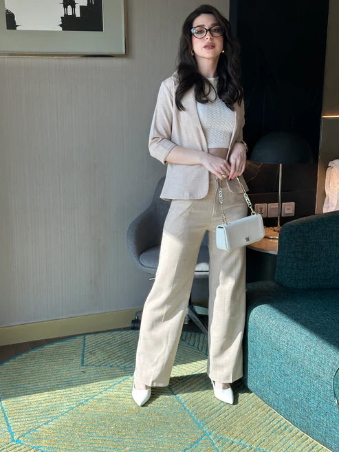 Girl Boss Linen Pants With Blazer