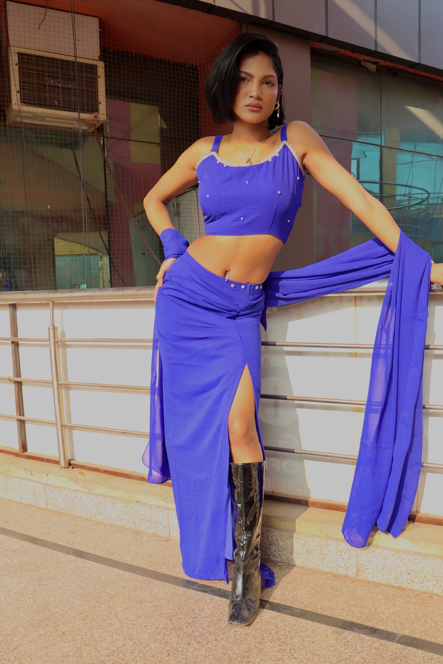 Desi Drizzle Wear In Saree Blue Dress